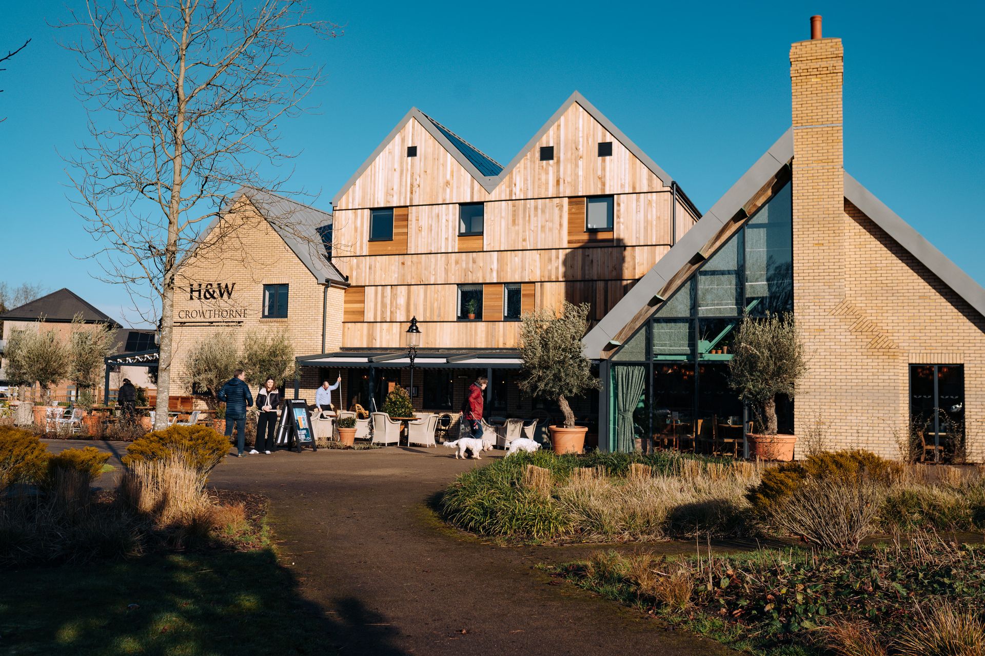 our-terrace-hall-and-woodhouse-crowthorne